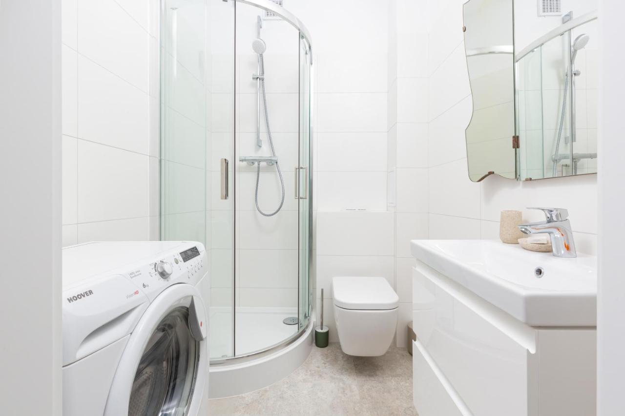 Apartment Warsaw Wiktorska By Noclegi Renters Buitenkant foto